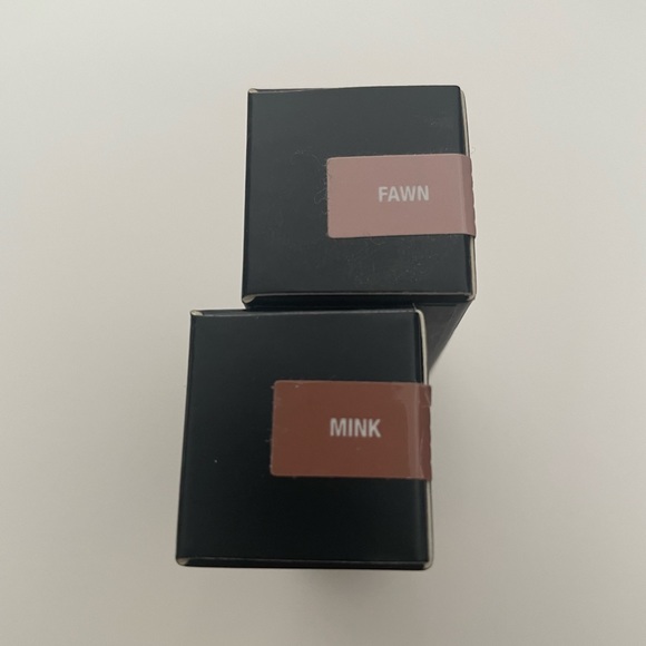 ABH Stick Foundation -Contour - Picture 3 of 5